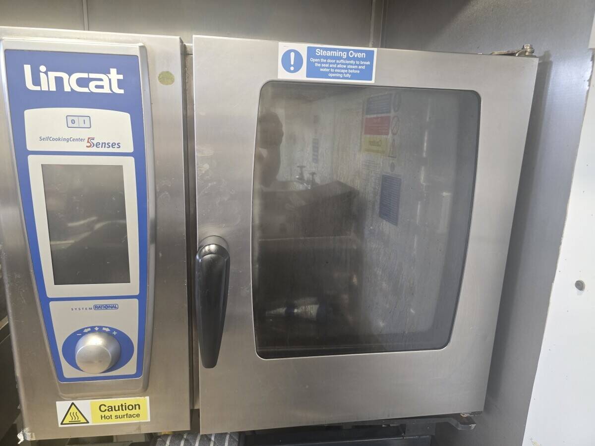 Profitable Takeaway Grill for sale at prime location next to train station