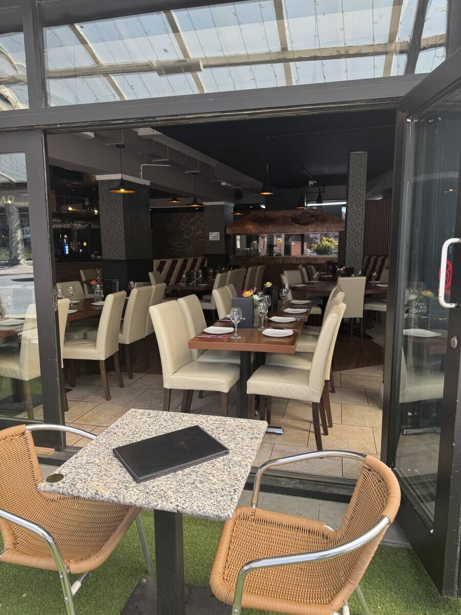 Successful Iranian Pasargad restaurant to sell
 Photo 8