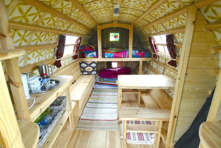 GYPSY BOWTOP CARAVAN RENTAL COMPANY