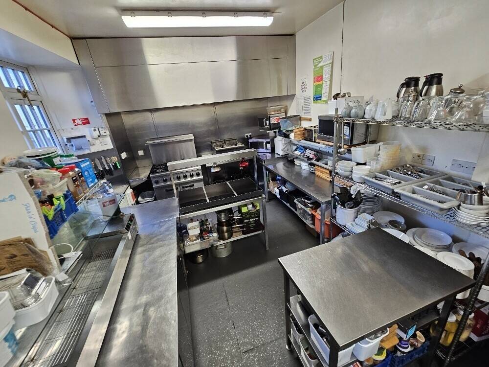 Devon Village Inn With 5 Letting Rooms, a Letting Apartment and 3 Bedroom Owners Accommodation