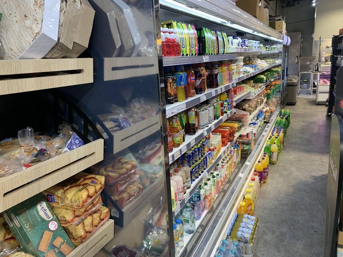 Halal grocery & convenience stores Photo 8