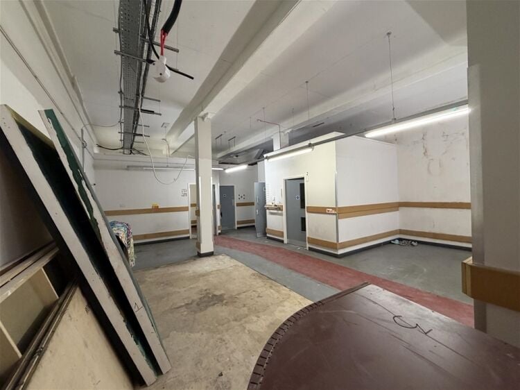 Retail For Sale in Bingley Photo 7