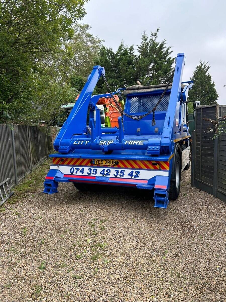 RARE OPPURTUNITY OF A BRAND NEW SET-UP SKIP HIRE LTD COMPANY READY TO GO