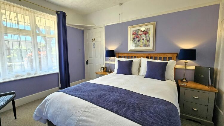Home & Income B&B with ⅓ Acre Garden - Isle of Purbeck