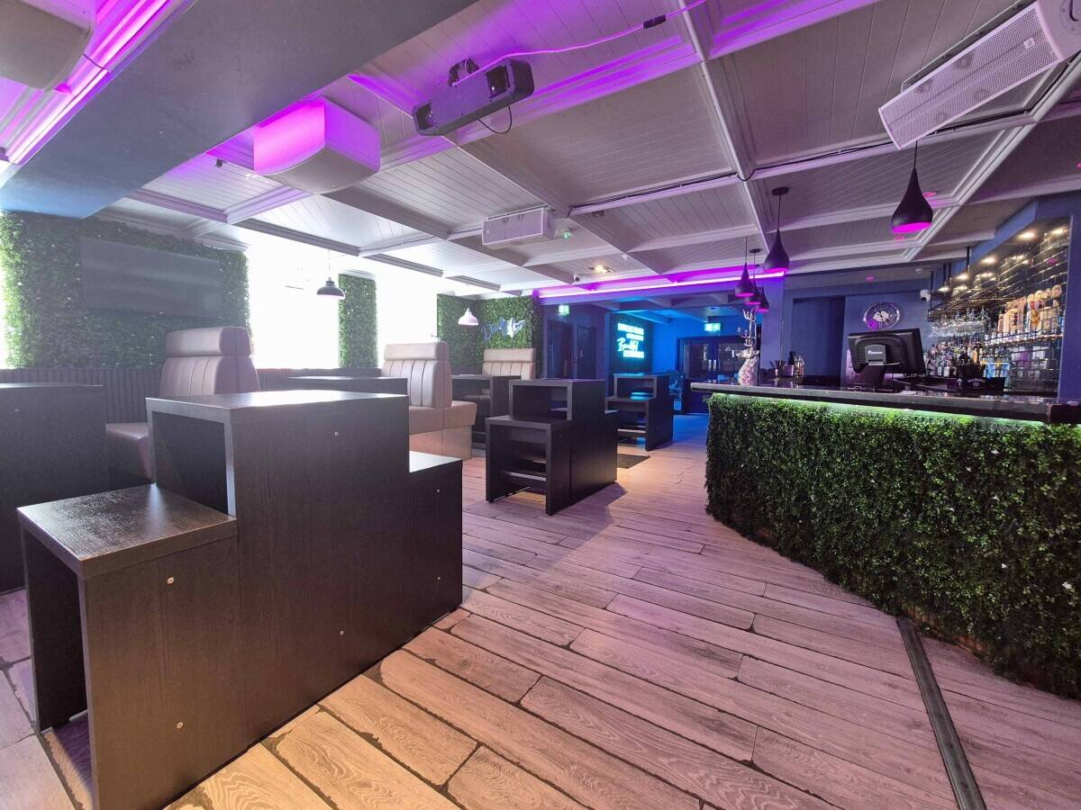 LANCASHIRE - CITY CENTRE PUB TO LET