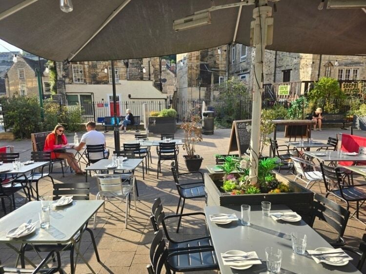 Tapas, Sunshine & Great Vibes – Bistro for Sale in Bradford-on-Avon!