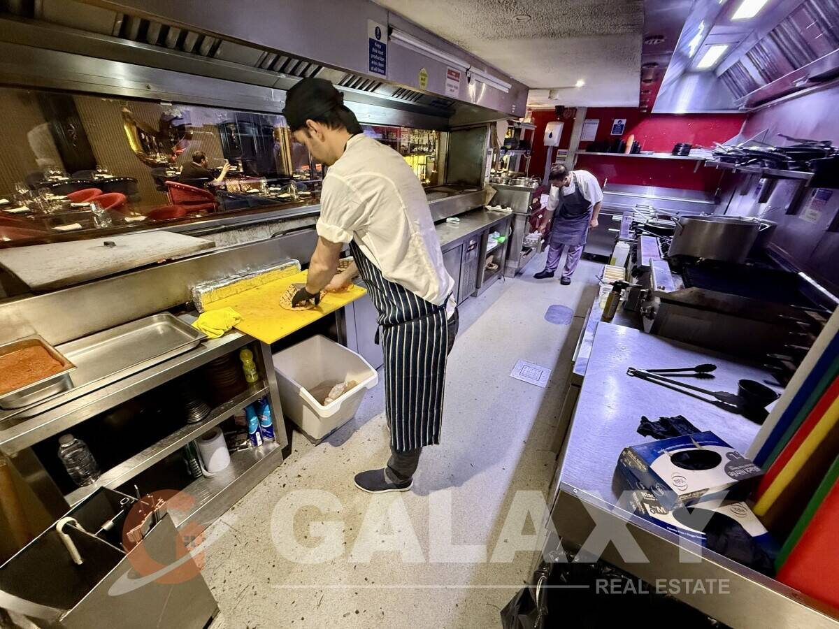Mediterranean Restaurant, Cocktail Bar & Boutique Hotel Business for Sale in Buckinghamshire