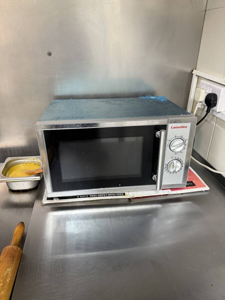Busy Indian takeaway for sale in Widnes Cheshire Photo 8
