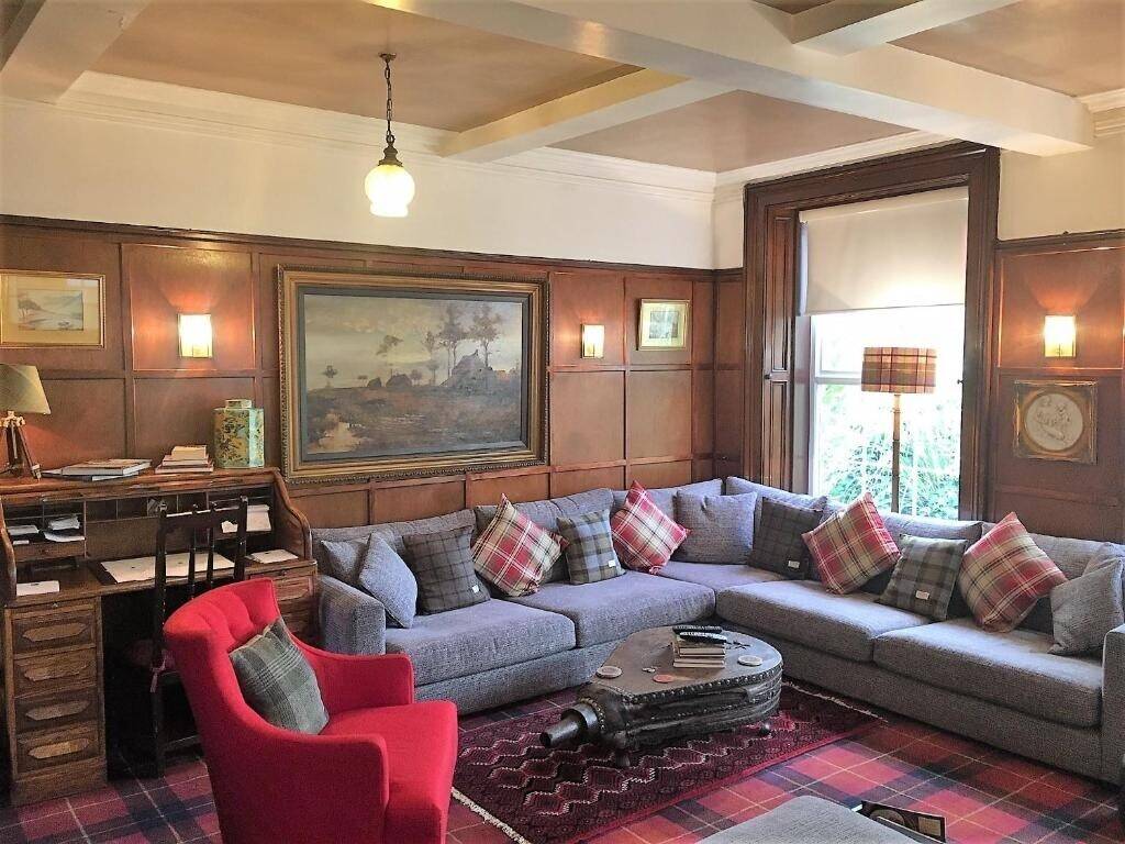 Well Presented 10-Bedroom Country House Hotel with Seperate 3-Bed Cottage - For Sale Photo 6