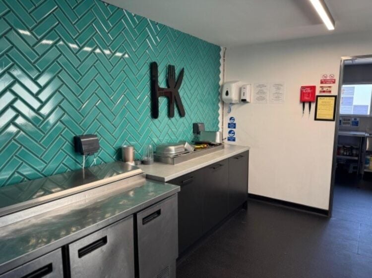 Leasehold Healthy Fast Food Takeaway & Meal Prep Franchise Located In Bromsgrove Photo 7