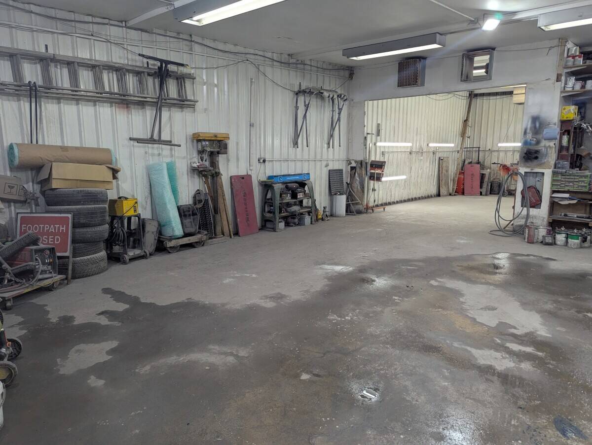 Car Body Repair Garage for sale London SE13