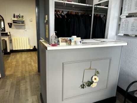 Fantastic Hair Salon Business Opportunity in Walsall