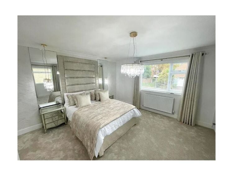Creative Interiors Store – Leasehold Gem with Online Potential
