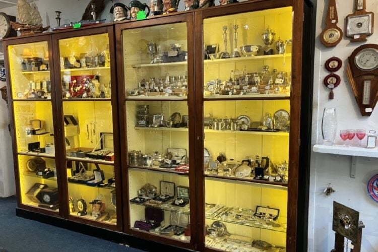 Antique Shop & Specialist Clock Repair - Devon Photo 7