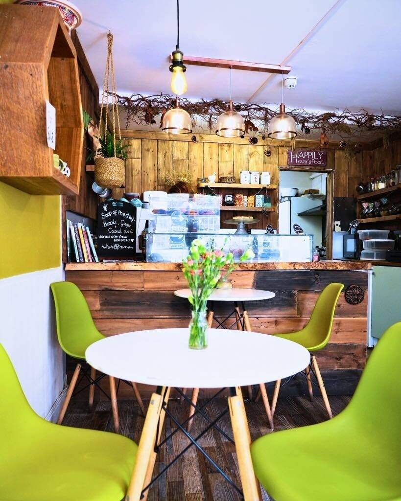Plant based cafe for sale in teignmouth Devon Photo 7