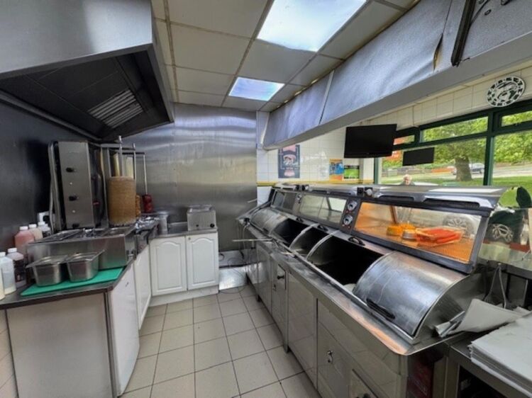 Leasehold Fish & Chip Takeaway Located In Coventry Photo 7