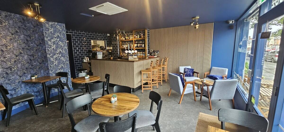 Cafe & Bar for sale in Folkestone