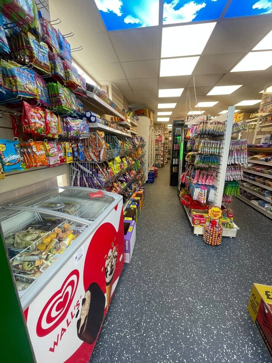Convenience Stores  for Sale in Great Yarmouth  & 3BhK House