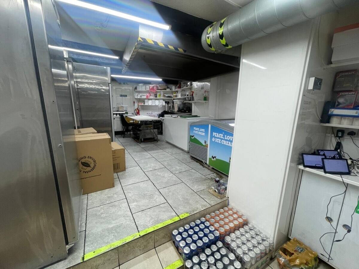 Cloud kitchen to Sale