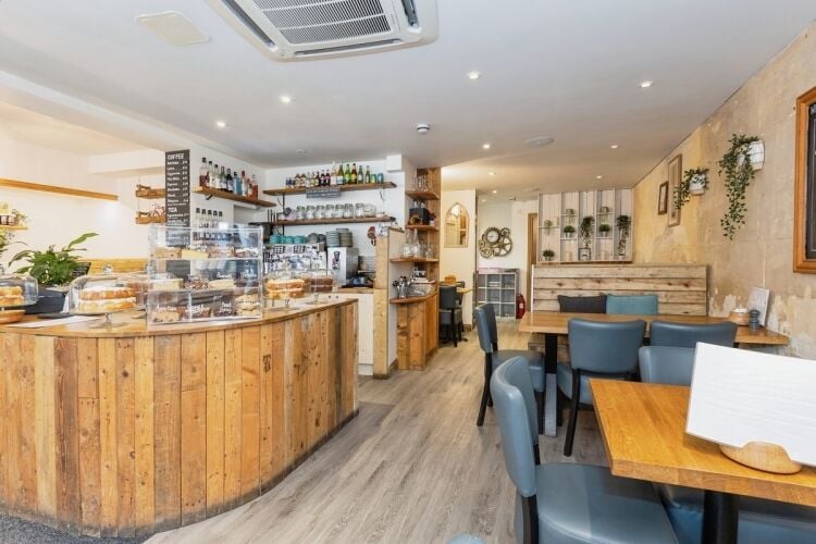 Established Coffee Shop - Bradford-on-Avon Photo 7