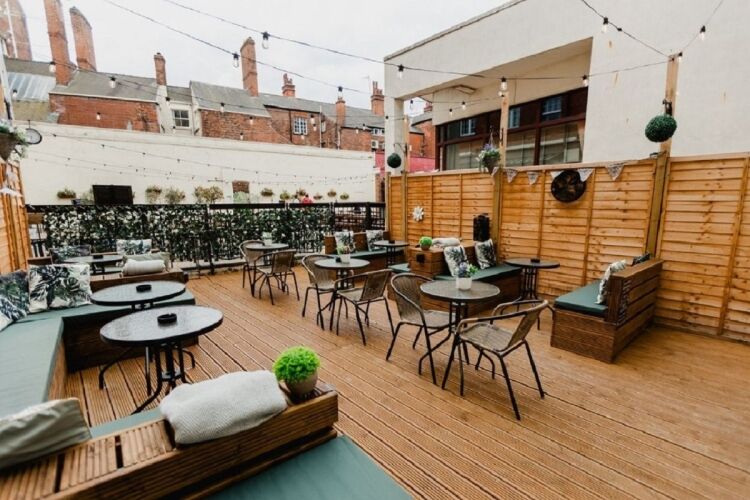 Cocktail Bar - Hull City Centre Photo 4