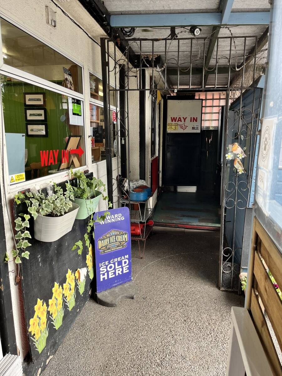 A57 Roadside Cafe & Popular Takeaway
