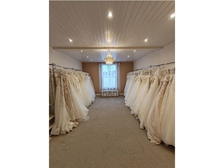Say ‘Yes’ to This Boutique – Bridal Gold in Chorley! Photo 7