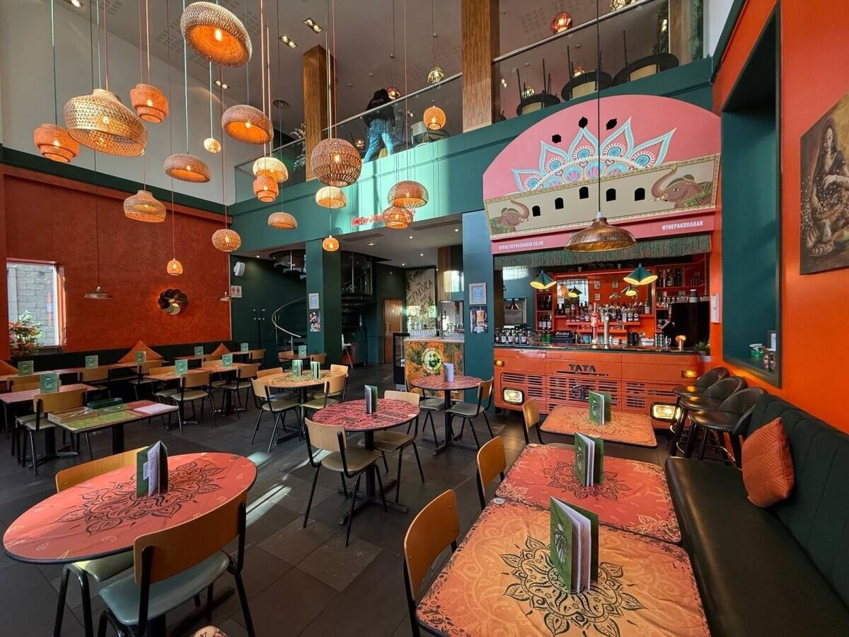 Immaculately presented restaurant & bar in Edinburgh (ref 1722)