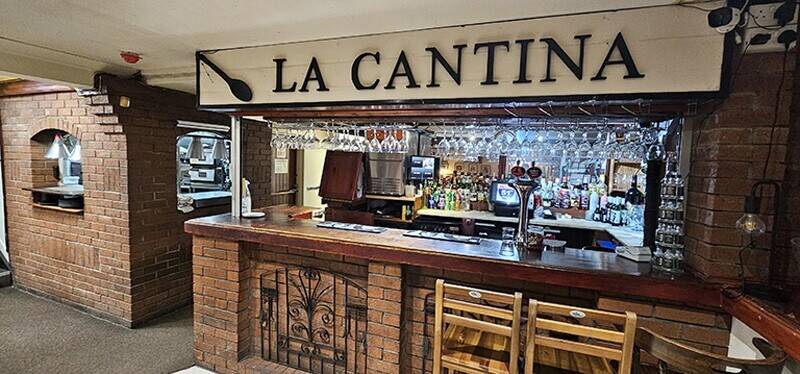 Long established & highly profitable restaurant & bar in heart of Dunoon town centre Photo 7