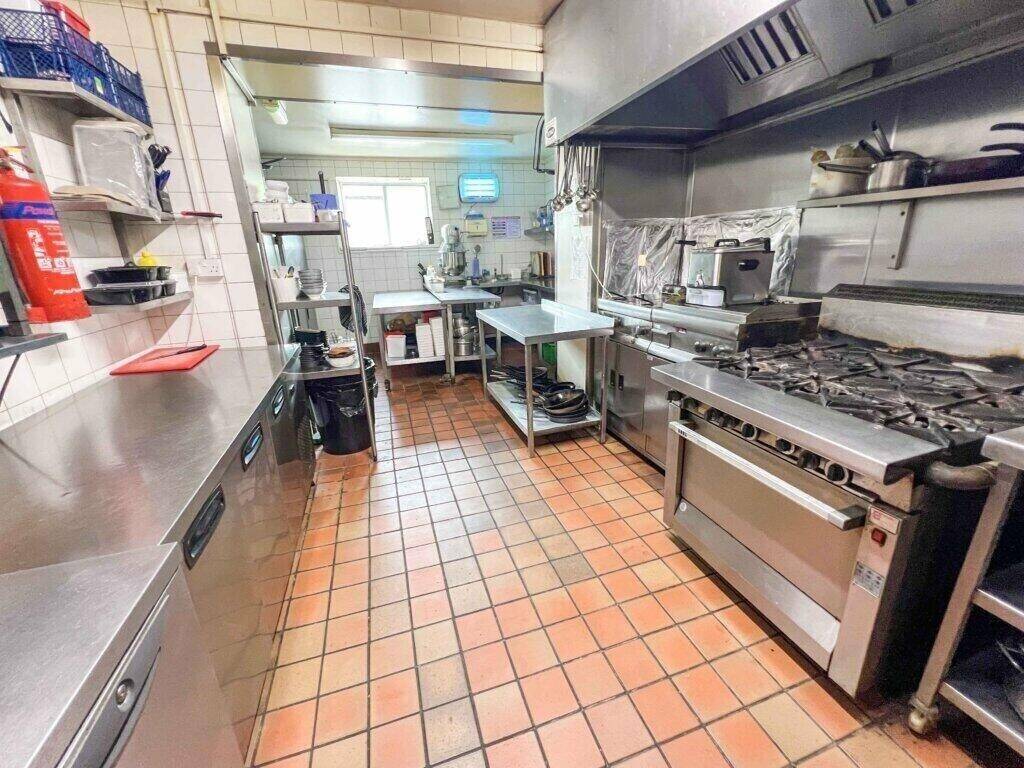 Charming Family-Run Italian Restaurant For Sale in Bacup, Rossendale Photo 7