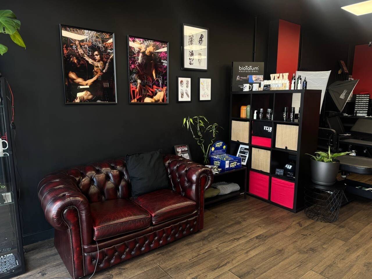 Operating Tattoo Studio in Walsall, Income-Producing Business for Sale Photo 7