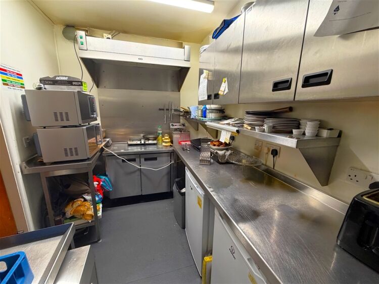 Cafe & Sandwich Bars For Sale in Newark