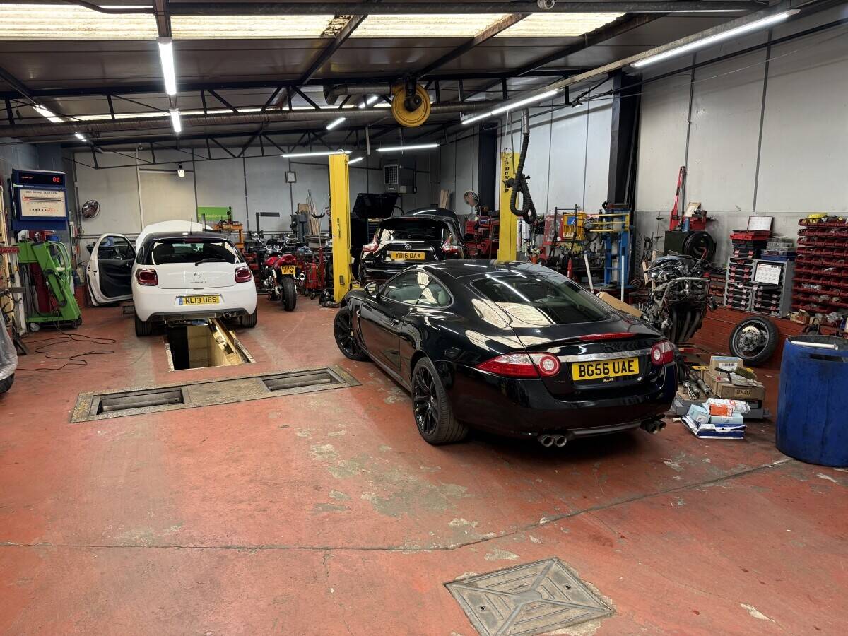 MOT  station car's and m/cycles. Servicing/repair garage. Town centre location.