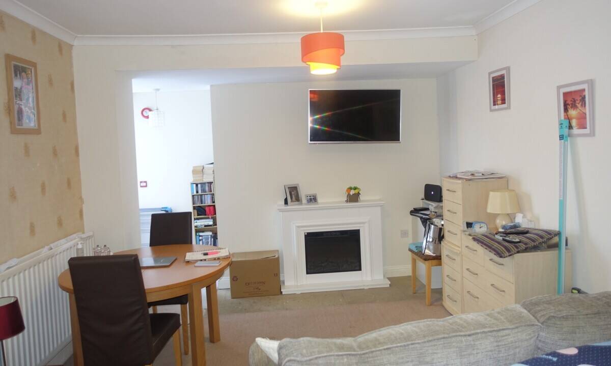 Immaculate Freehold Guest House Convenient Beach in Weymouth Photo 7