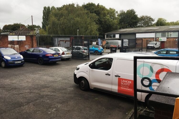 Established MOT Garage - Bristol