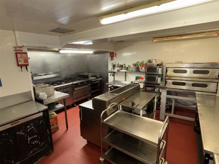 Restaurants For Sale in Burton-on-Trent Photo 7