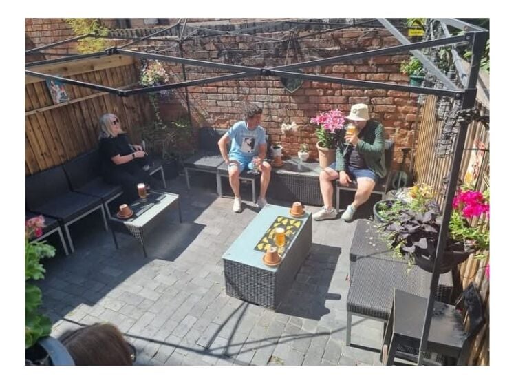 Established Micro Bar – Turnkey Opportunity for an Owner-Operator Photo 7