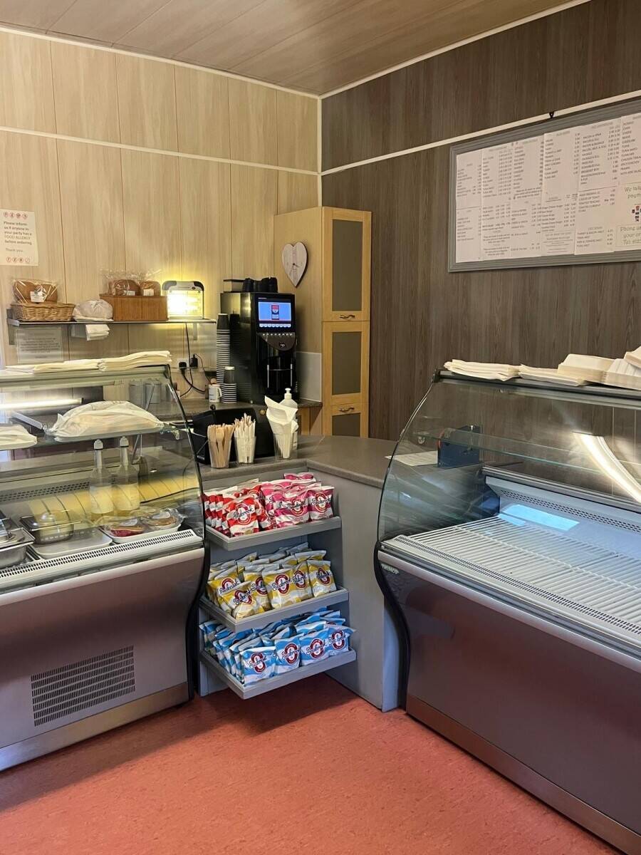 Well Known, Bustling Sandwich Takeaway Business Photo 7