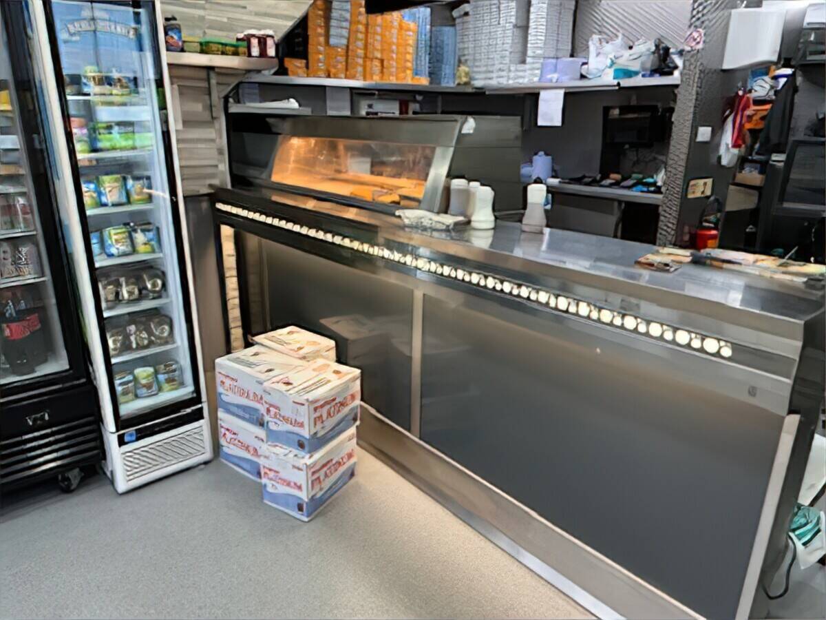 HIGH TURNOVER FISH CHIPS AND PIZZA TAKEAWAY IN DURHAM Photo 7