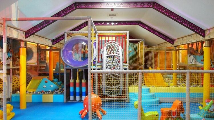 Multi Purpose Licensed Leisure Premises in Paisley. Suited to cafe, soft play, restaurant and more
