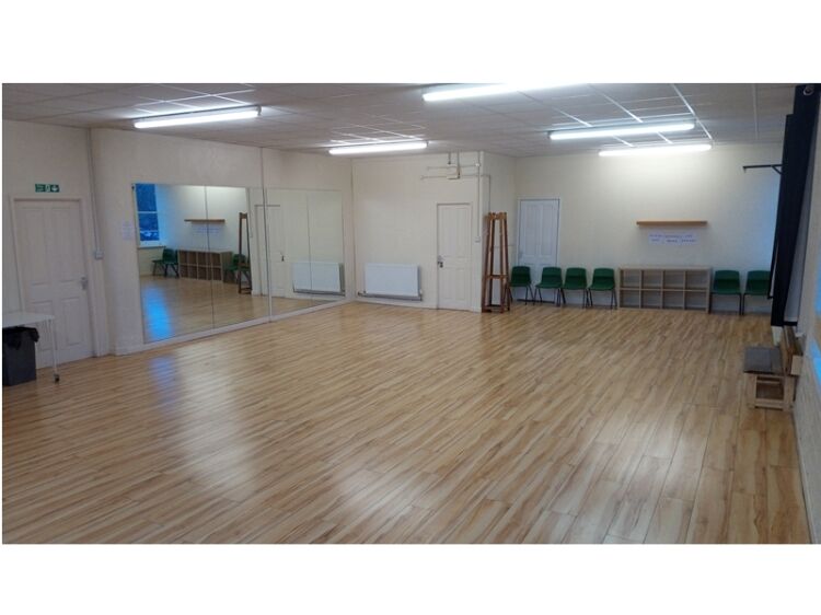 Step Into Success: Established Studio Business with Loyal Clients Photo 7