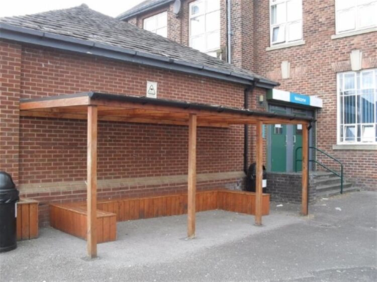 JOINERY SPECIALIST WITH ON-SITE WORKSHOP