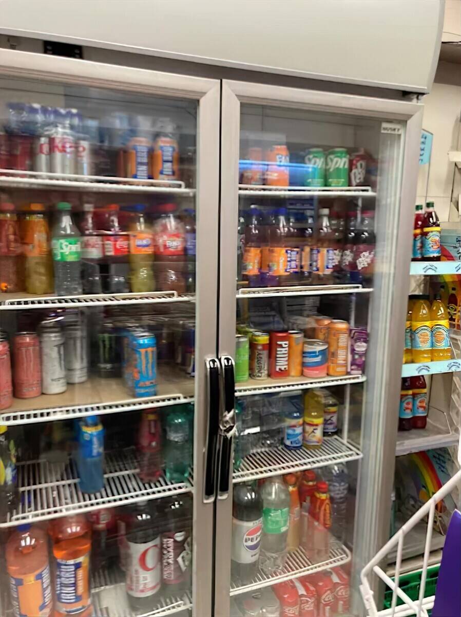 Convenience store and Newspaper  business in Aberdeen Photo 7