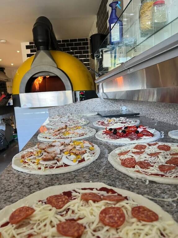 Authentic Italian Pizza, 4.8★ Rated – Proven Profit Photo 5