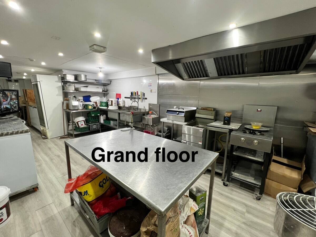 SUBLEASE of a Takeaway Business for Sale &ndash; Prime Location! Photo 7