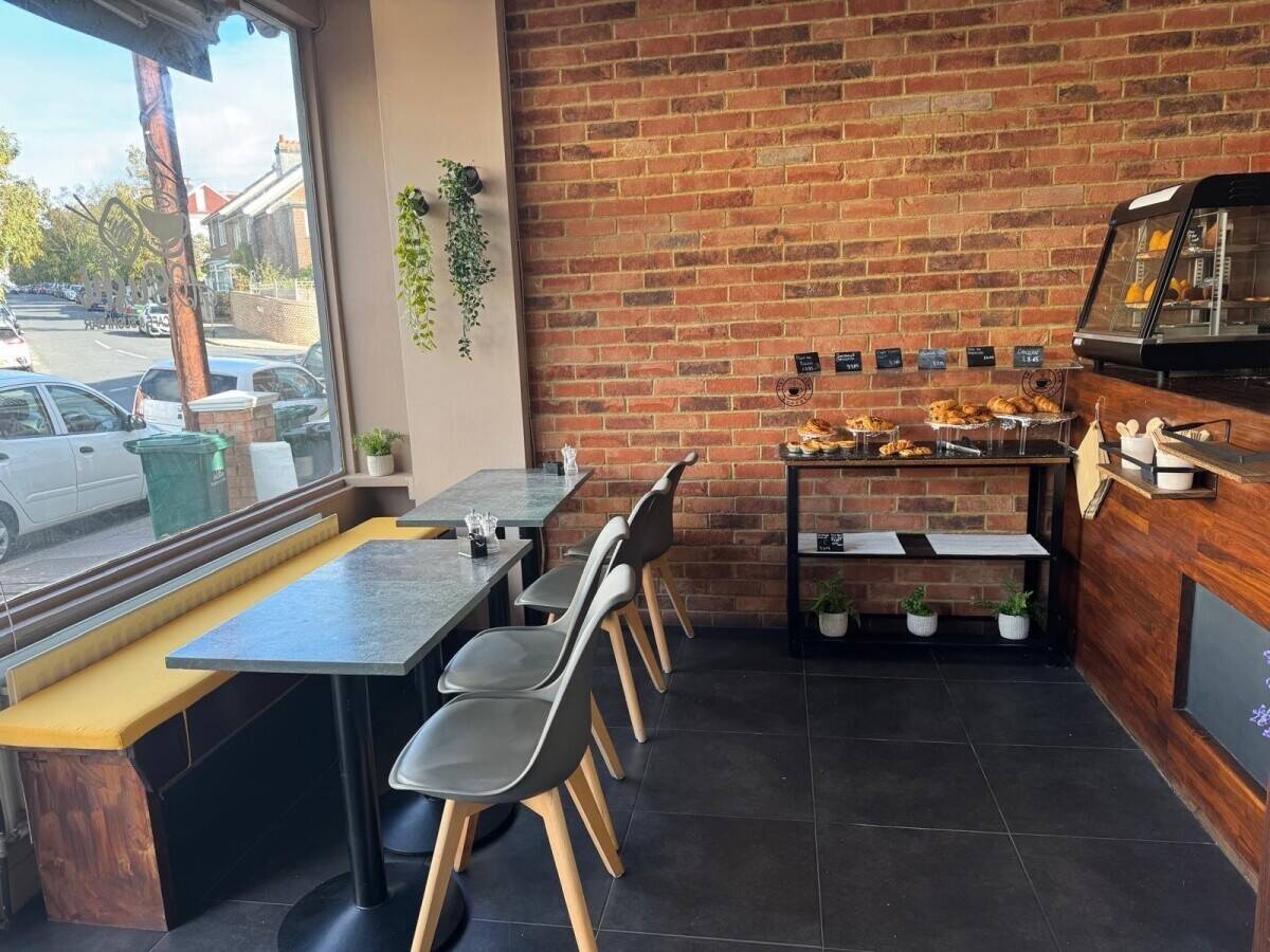 Turnkey Caf&eacute; for Sale in Brighton &ndash; 12-Year Lease &ndash; Fully Equipped &ndash; Ready to Reopen Photo 6