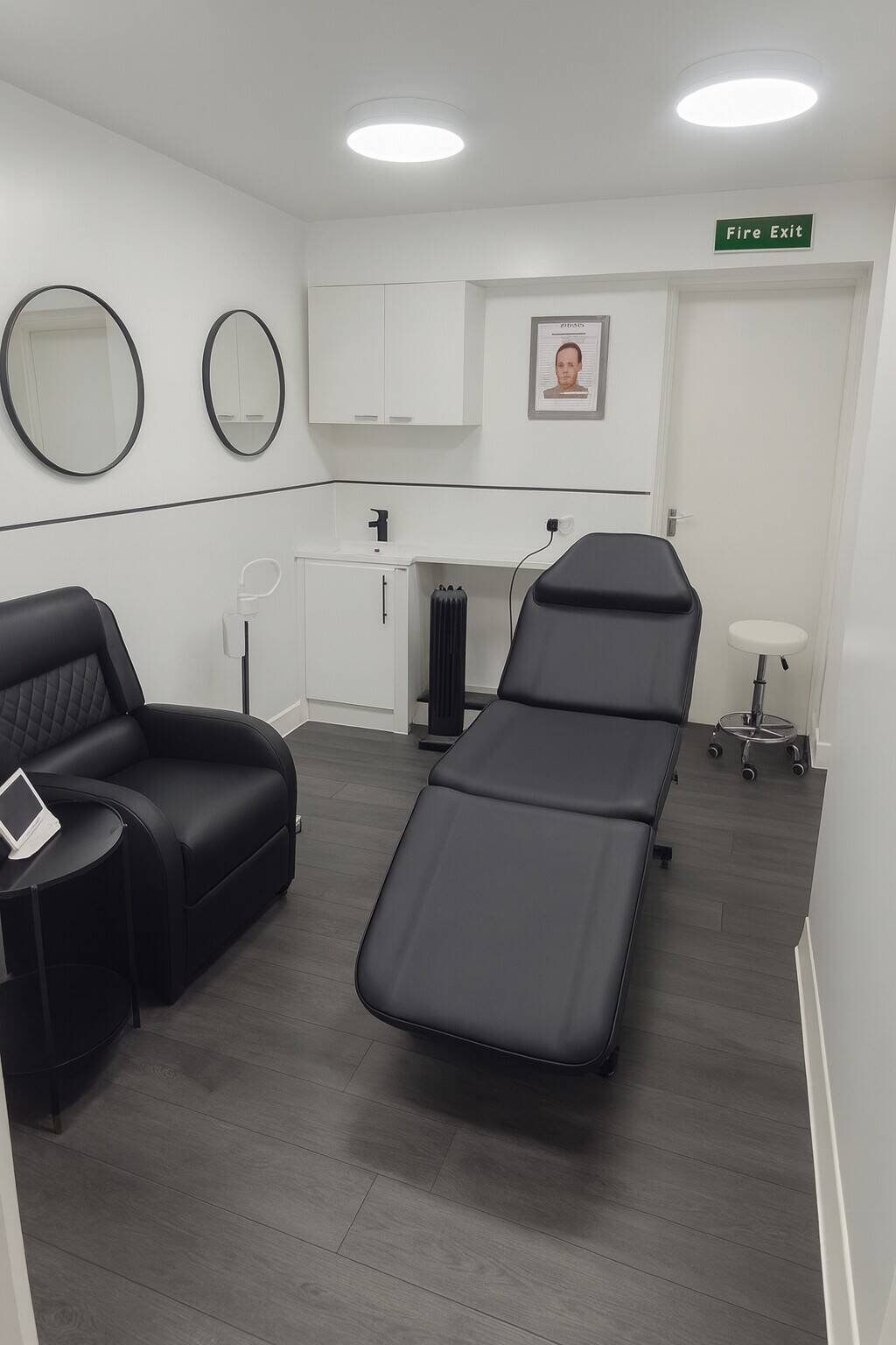Beauty Salon in Prime Location Photo 7
