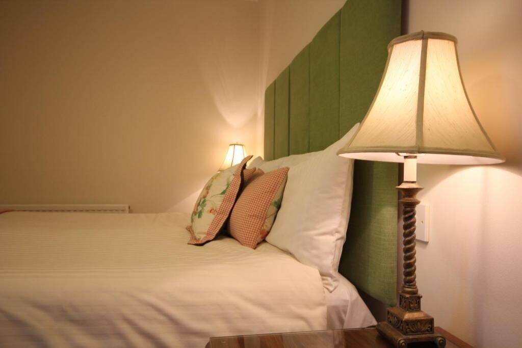 Full Service 27 Bedroom Regional Hotel