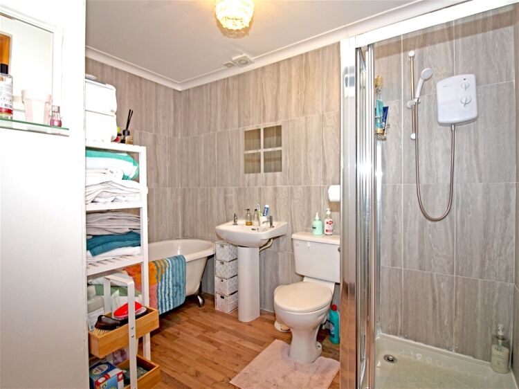 Ravenscroft (Tenanted Flats) Photo 7