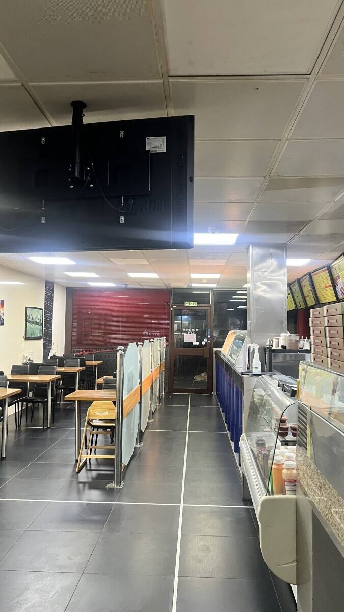 Great Opportunity to Own a Thriving Chip Shop with seating cafe area– Leasehold Available Now! Photo 7